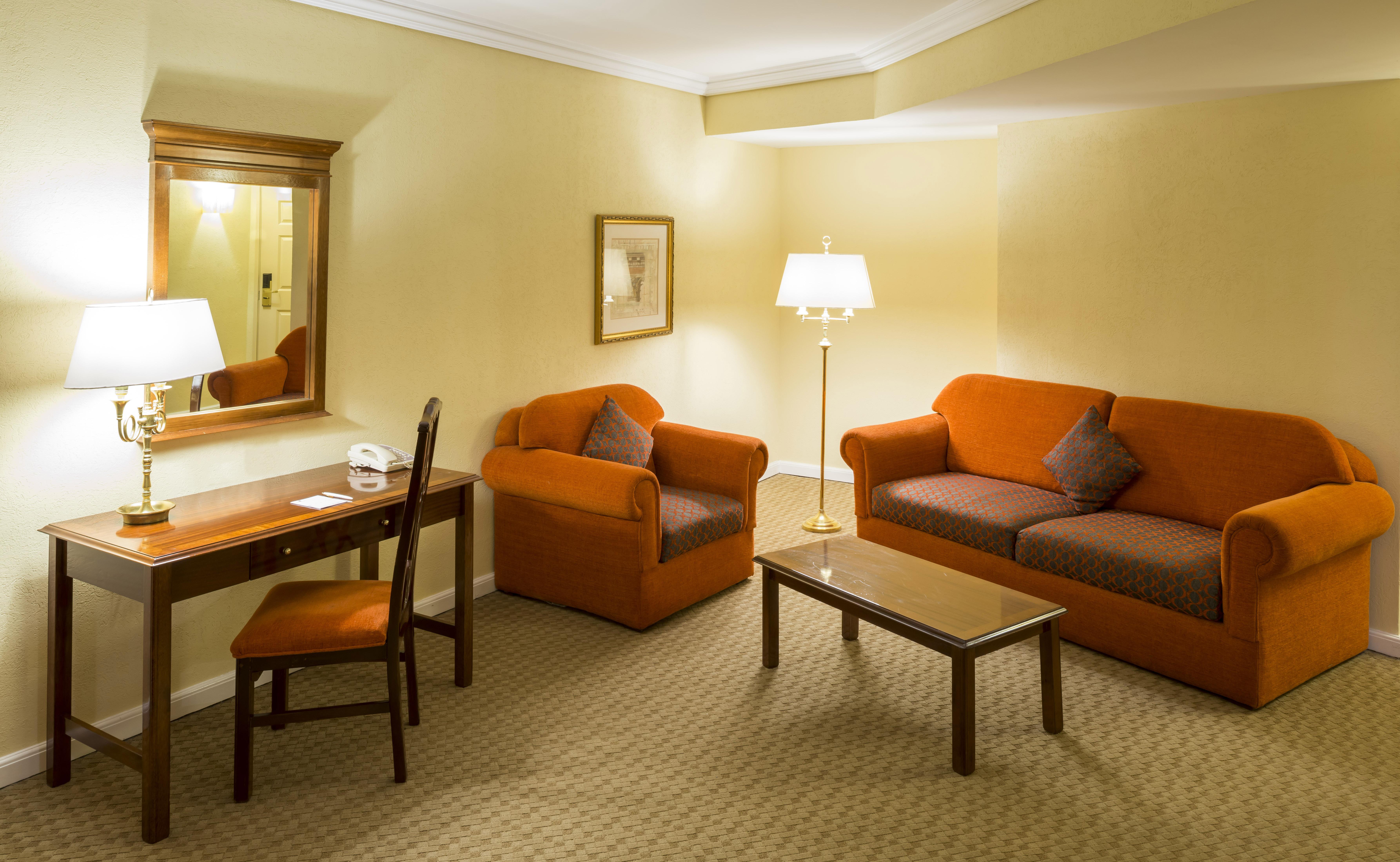 Camino Real Puebla Angelopolis Hotel Exterior photo A living room