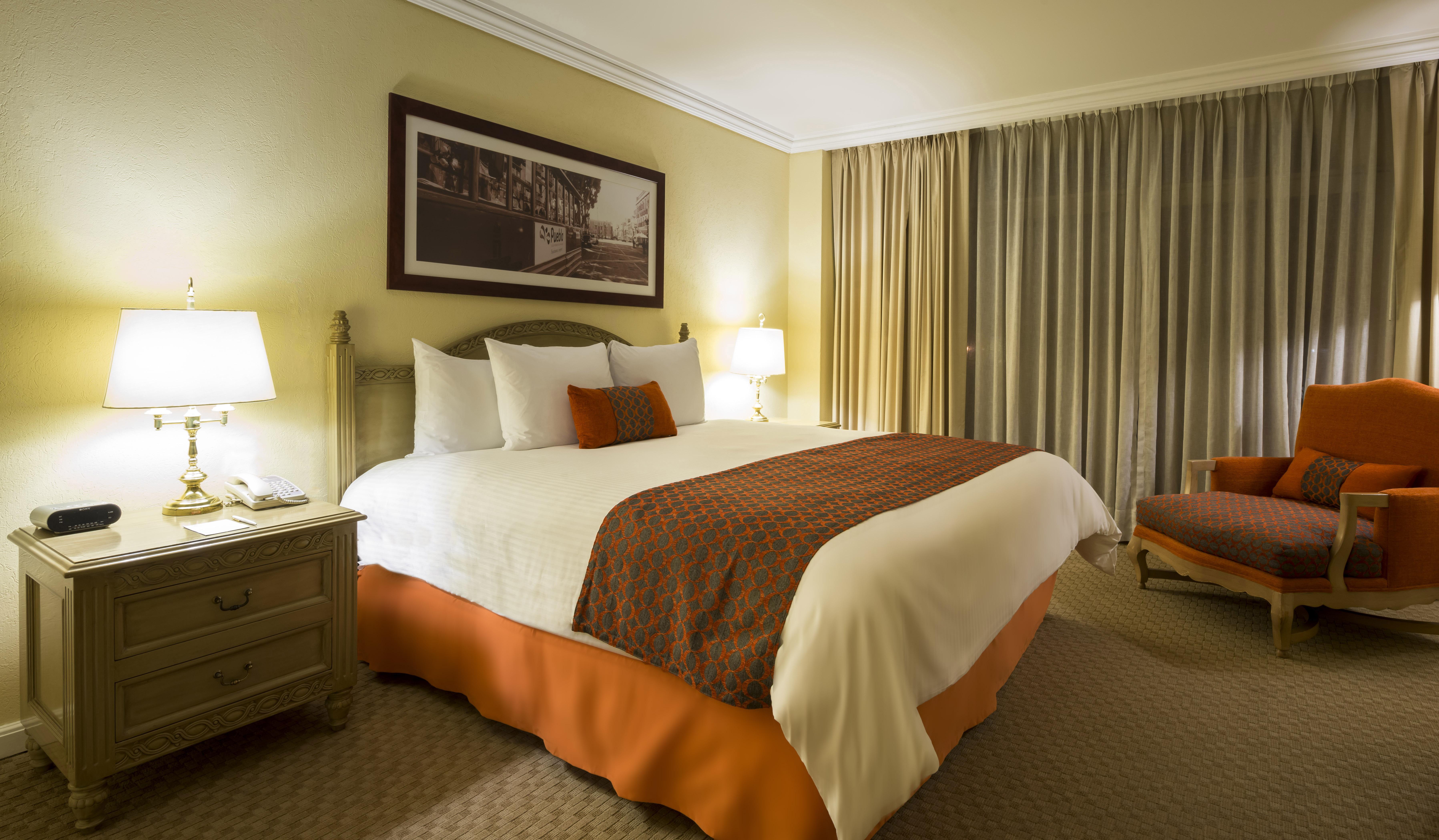 Camino Real Puebla Angelopolis Hotel Exterior photo A bedroom at the Hilton San Francisco