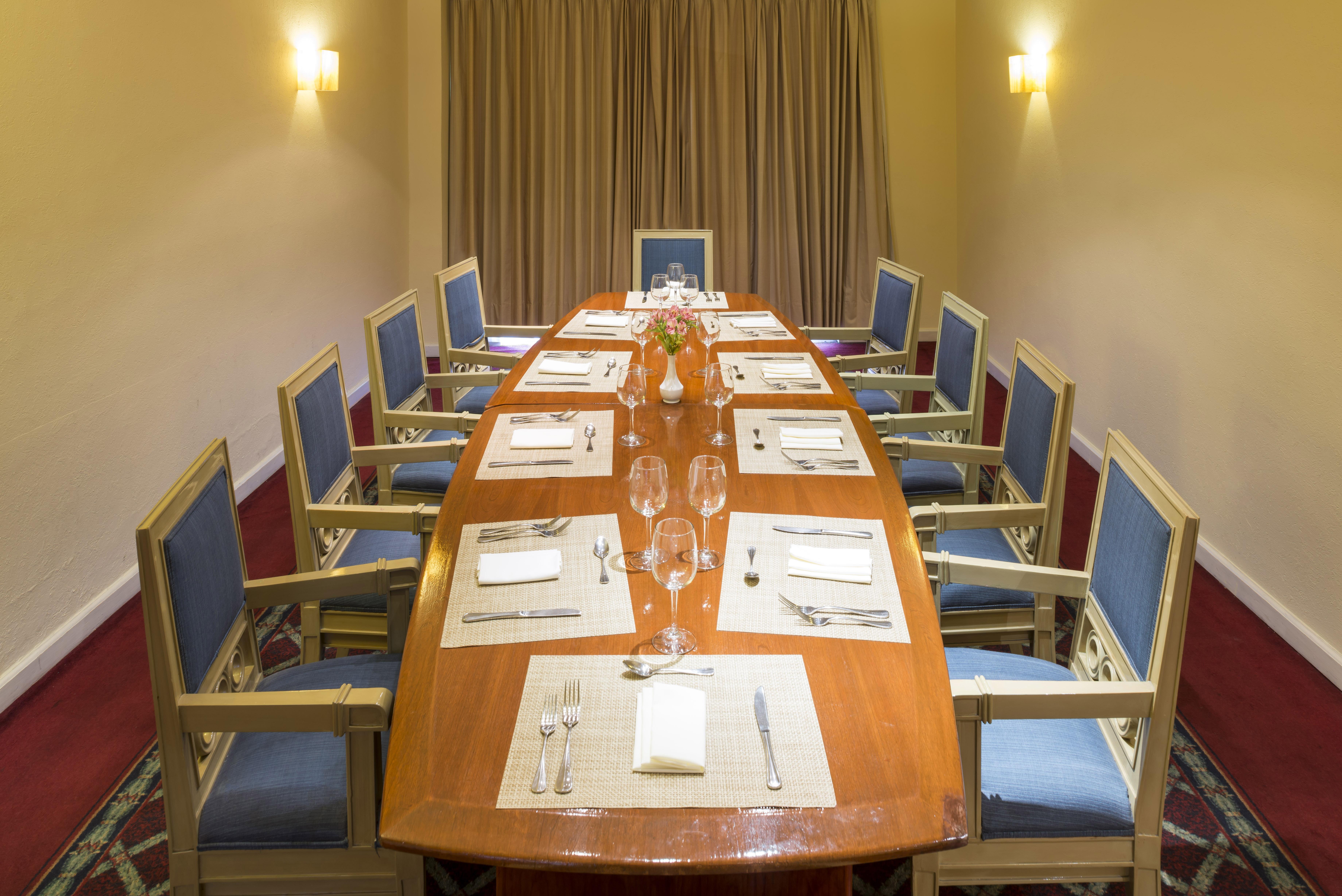 Camino Real Puebla Angelopolis Hotel Exterior photo A table set for a formal dinner
