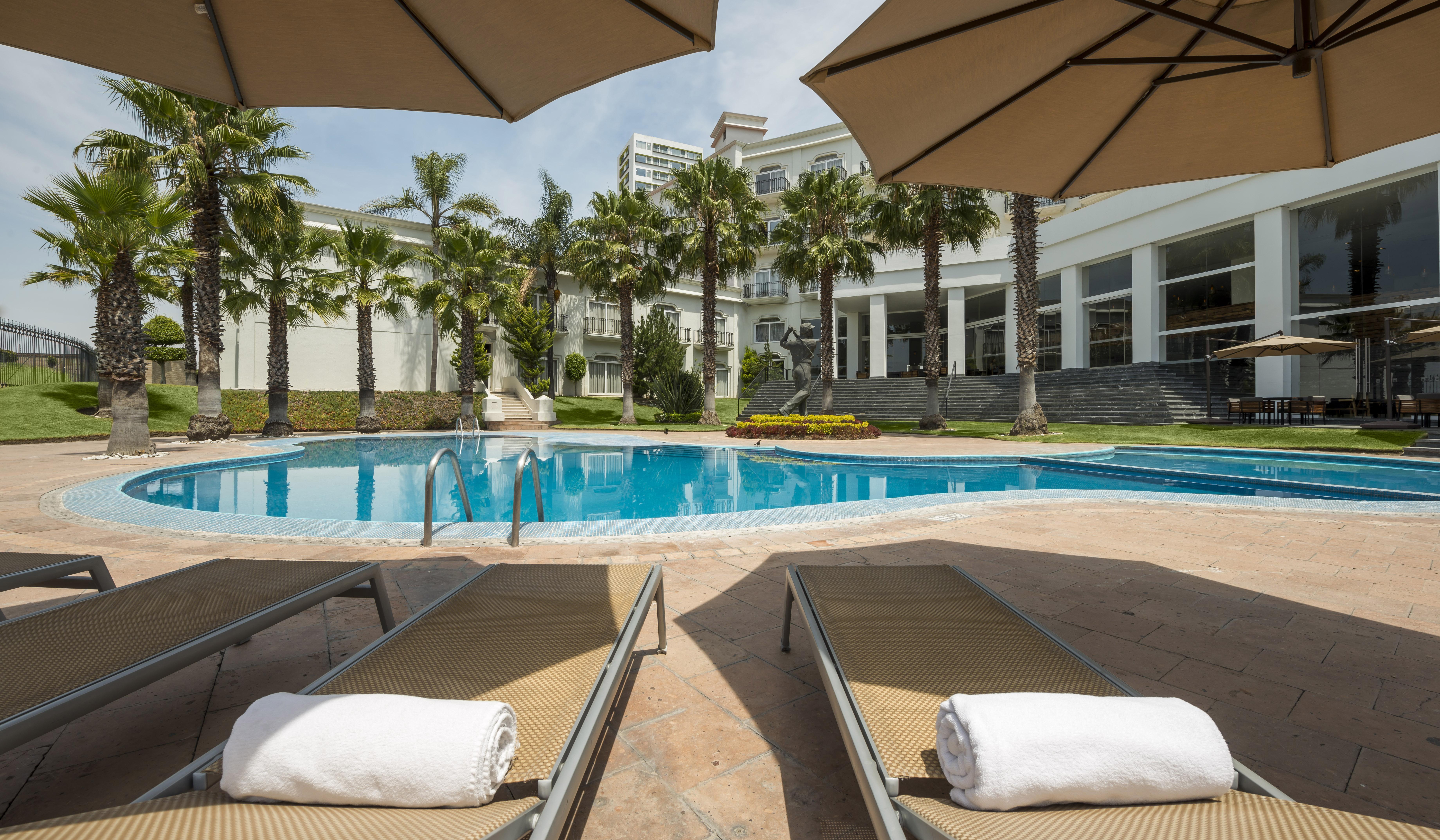 Camino Real Puebla Angelopolis Hotel Exterior photo Pool at the hotel